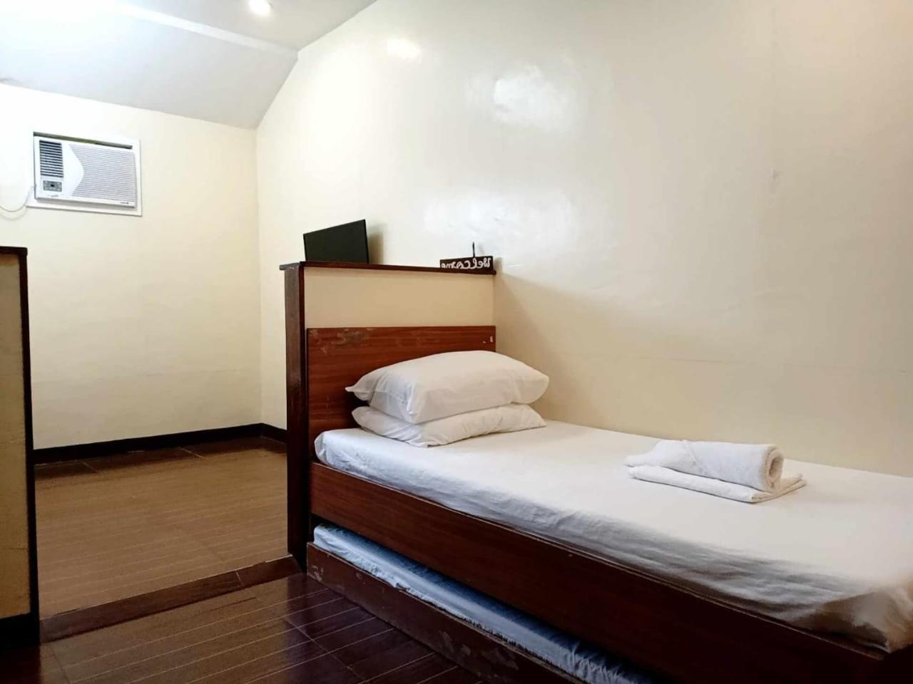 Dubay Panglao Beachfront Resort Экстерьер фото